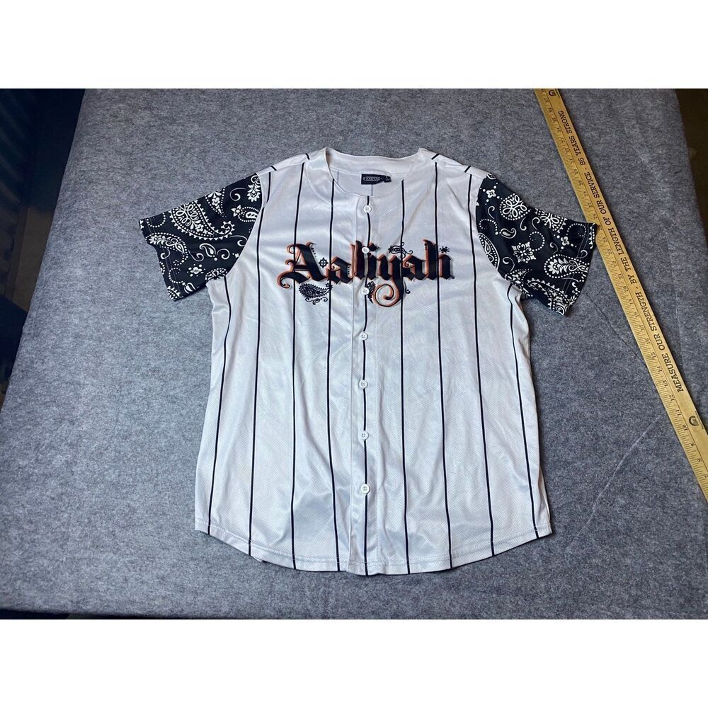Aaliyah Striped Baseball Style Jersey Shirt Mens Large